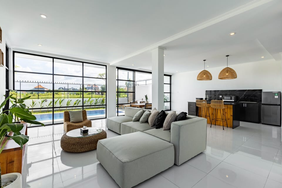 Deluxe Villa, 2 Bedrooms | Living room | 50-inch Smart TV with digital channels, TV