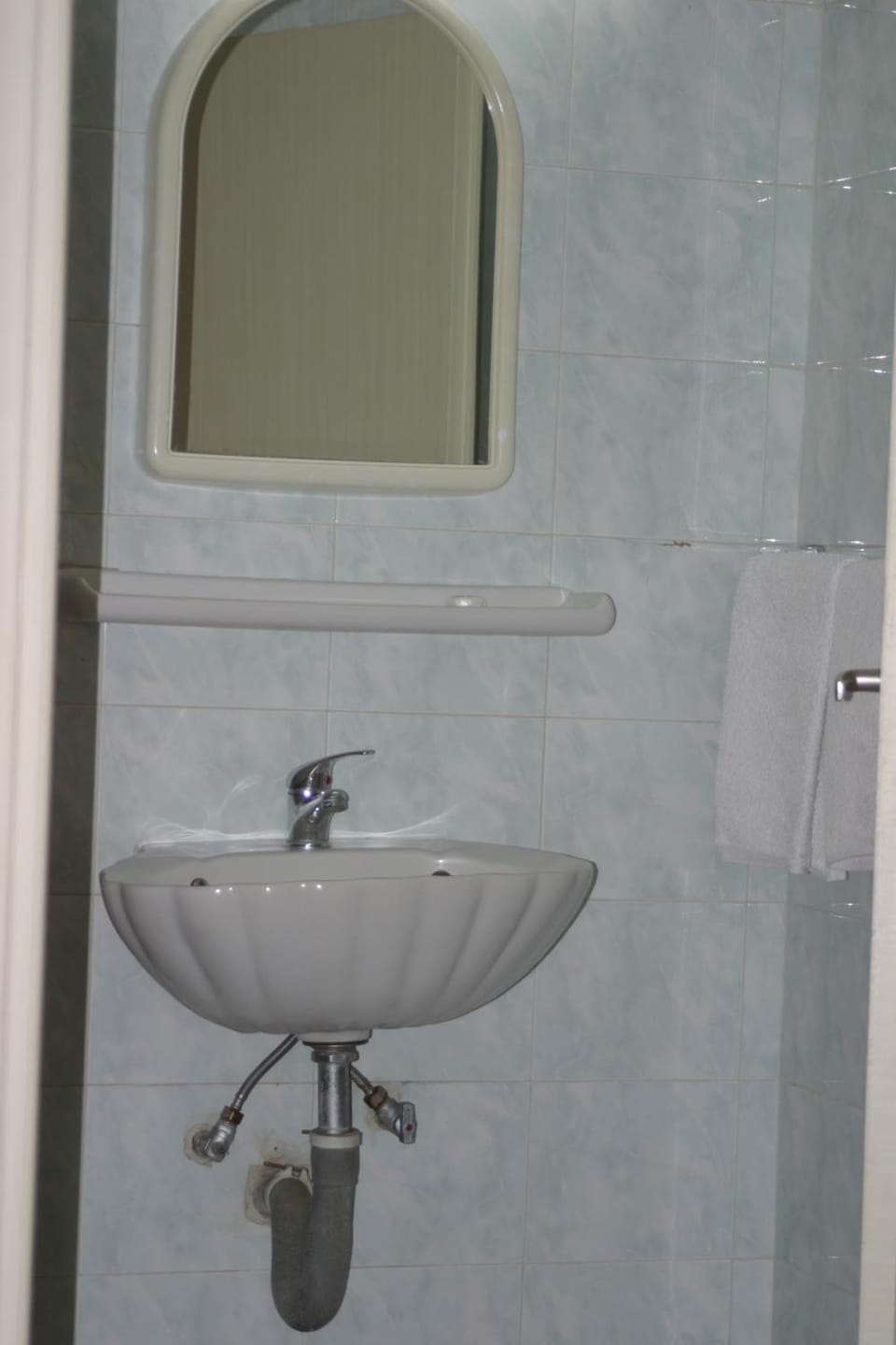 Shower, towels