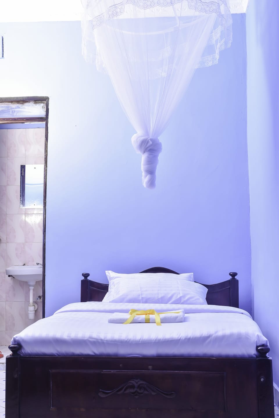 Deluxe Single Room | Individually furnished, desk, laptop workspace, free WiFi