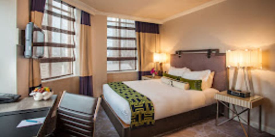 Deluxe Room | Free WiFi, bed sheets