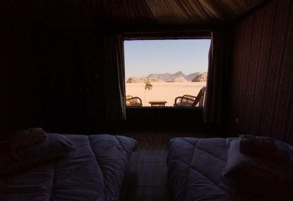 Panoramic Room, Multiple Beds, Non Smoking, Mountain View | Bed sheets