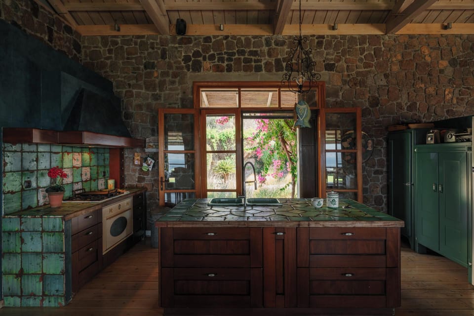 Royal Villa | Private kitchen | Fridge, microwave, oven, stovetop