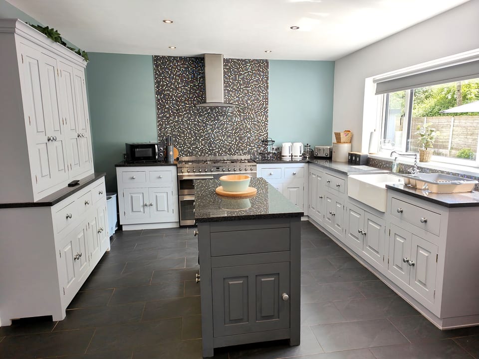 Cottage | Interior