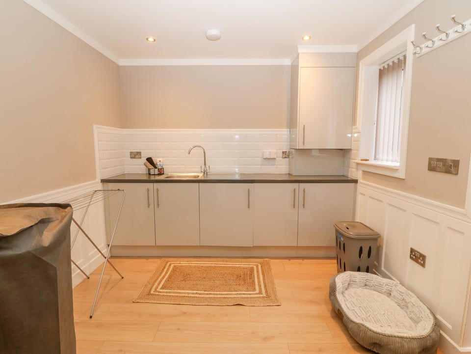 Fridge, dishwasher, electric kettle, toaster