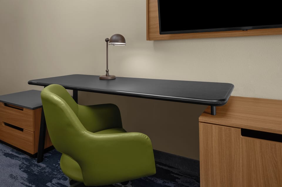 Rollaway beds (surcharge), WiFi (free), bed sheets