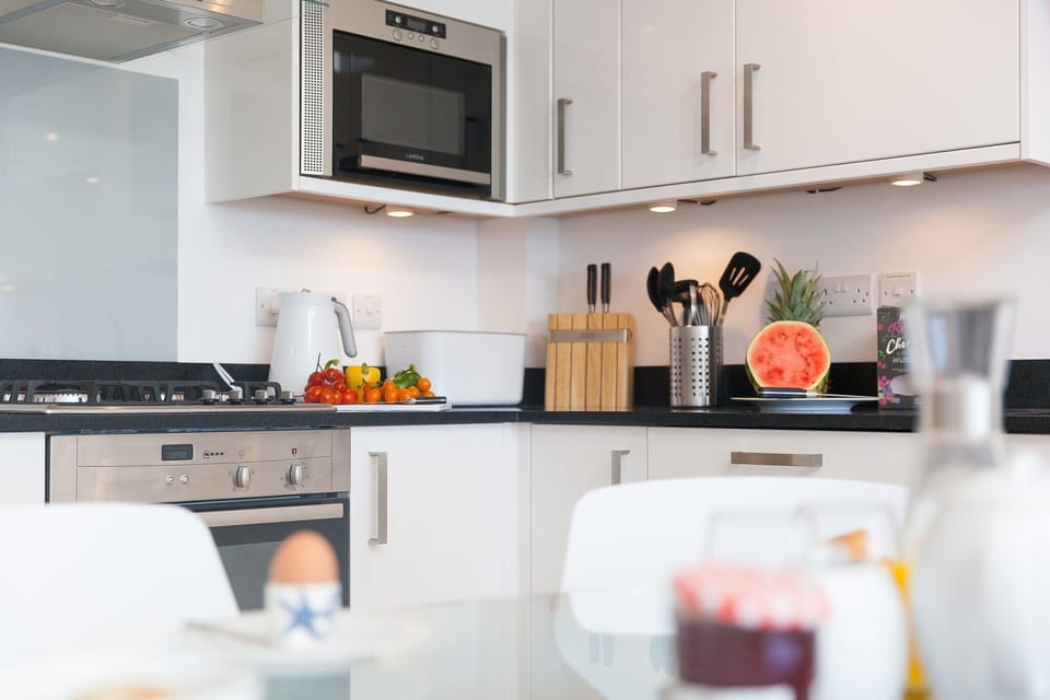 Fridge, dishwasher, electric kettle, toaster