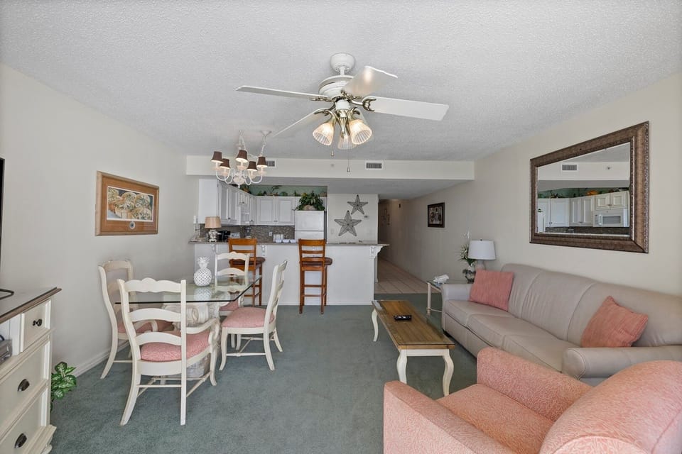 Condo, 1 Bedroom | Dining