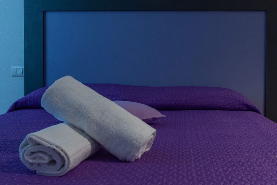 Room | Premium bedding, down comforters, memory foam beds, desk