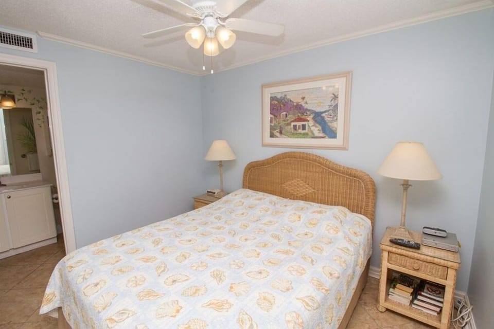 Condo, 2 Bedrooms | 2 bedrooms, iron/ironing board, WiFi (free)