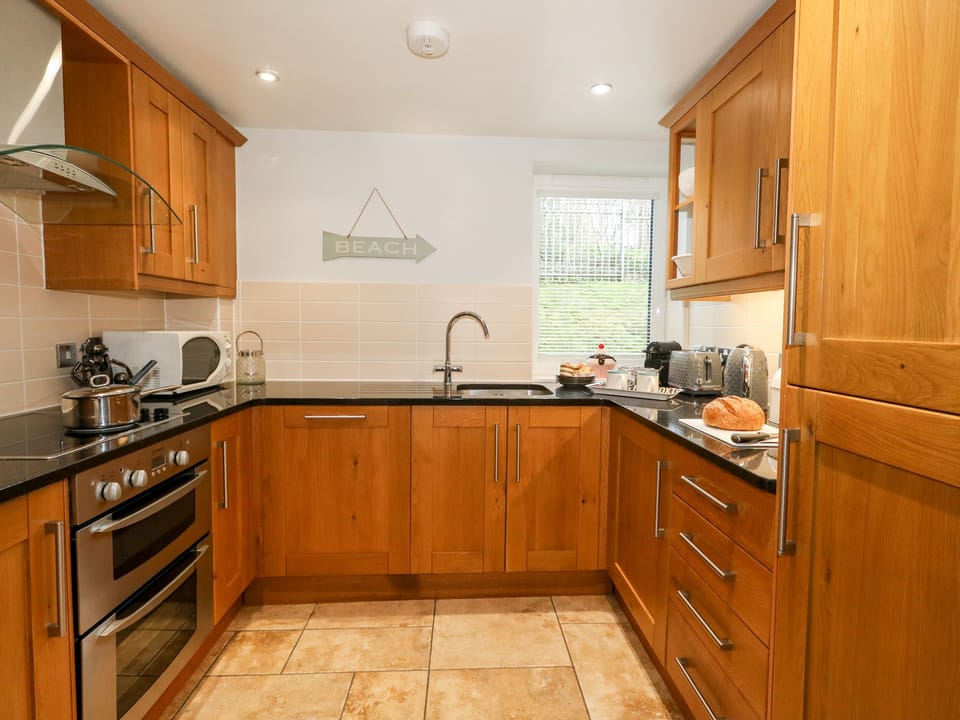 Fridge, dishwasher, electric kettle, toaster