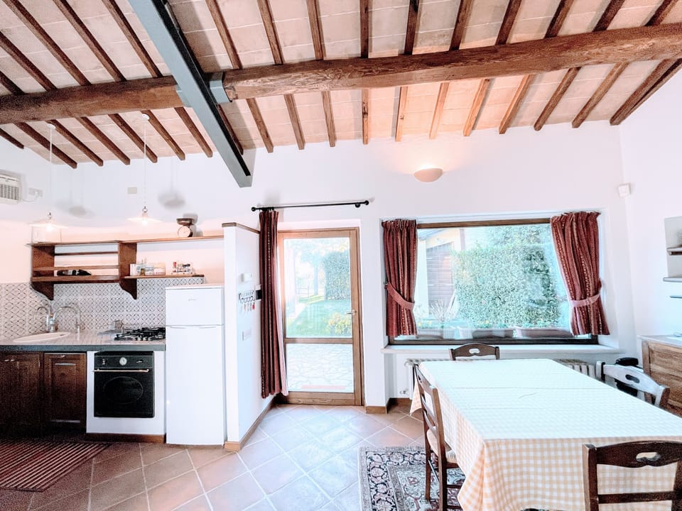 House, 2 Bedrooms, Smoking, Patio | Interior