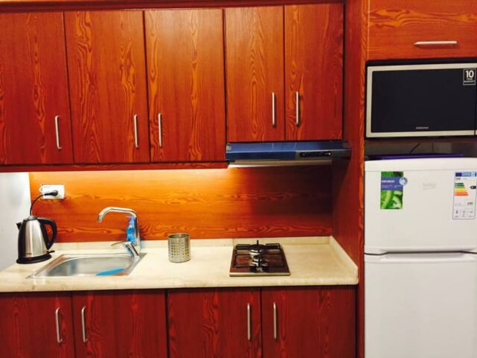 Apartment, 1 Bedroom, Smoking, Patio | Private kitchen