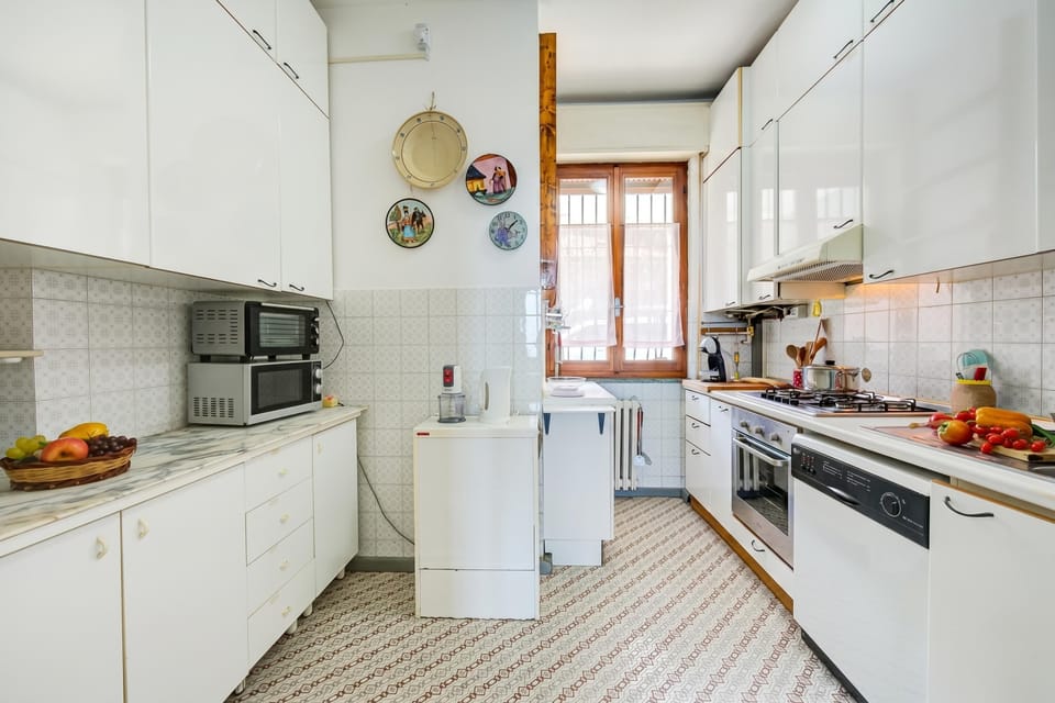 Family House, 2 Bedrooms, Microwave, Mountainside (La Finestra Sul Lago) | Private kitchen