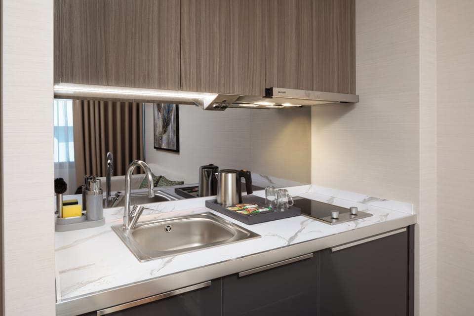 Executive Room | Premium bedding, in-room safe, soundproofing, iron/ironing board