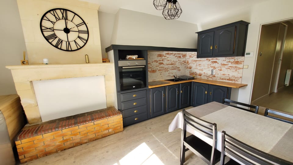 Traditional Apartment | Private kitchen