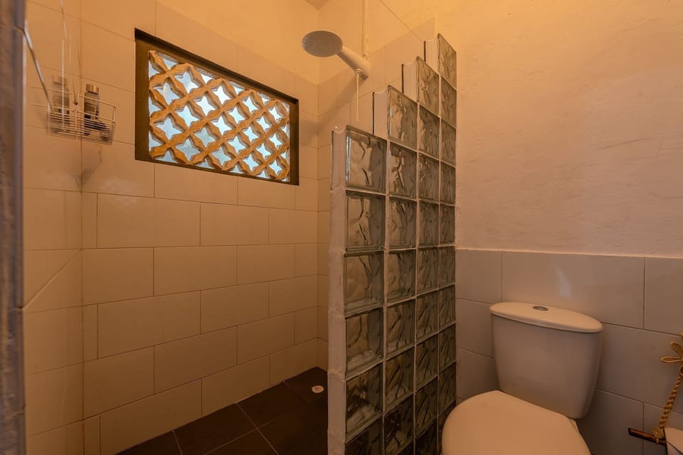 Shared Dormitory | Bathroom