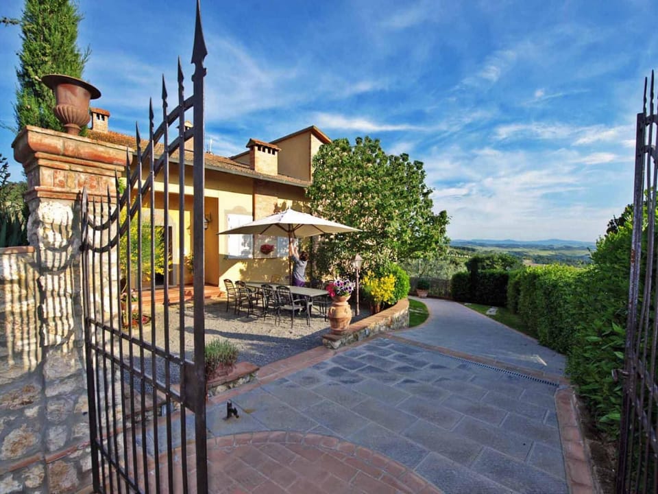 House | 4 bedrooms
