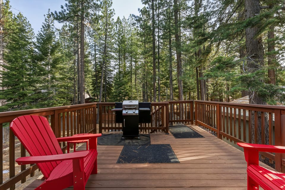 House, 3 Bedrooms | Property grounds