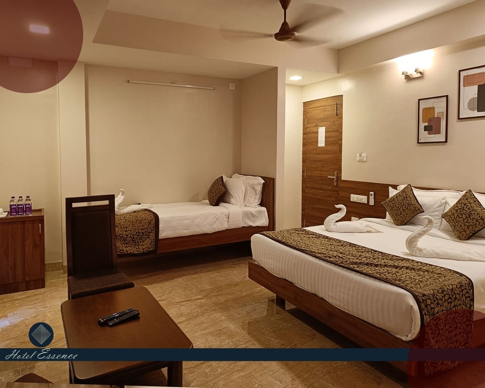 Classic Triple Room | Egyptian cotton sheets, premium bedding, individually decorated