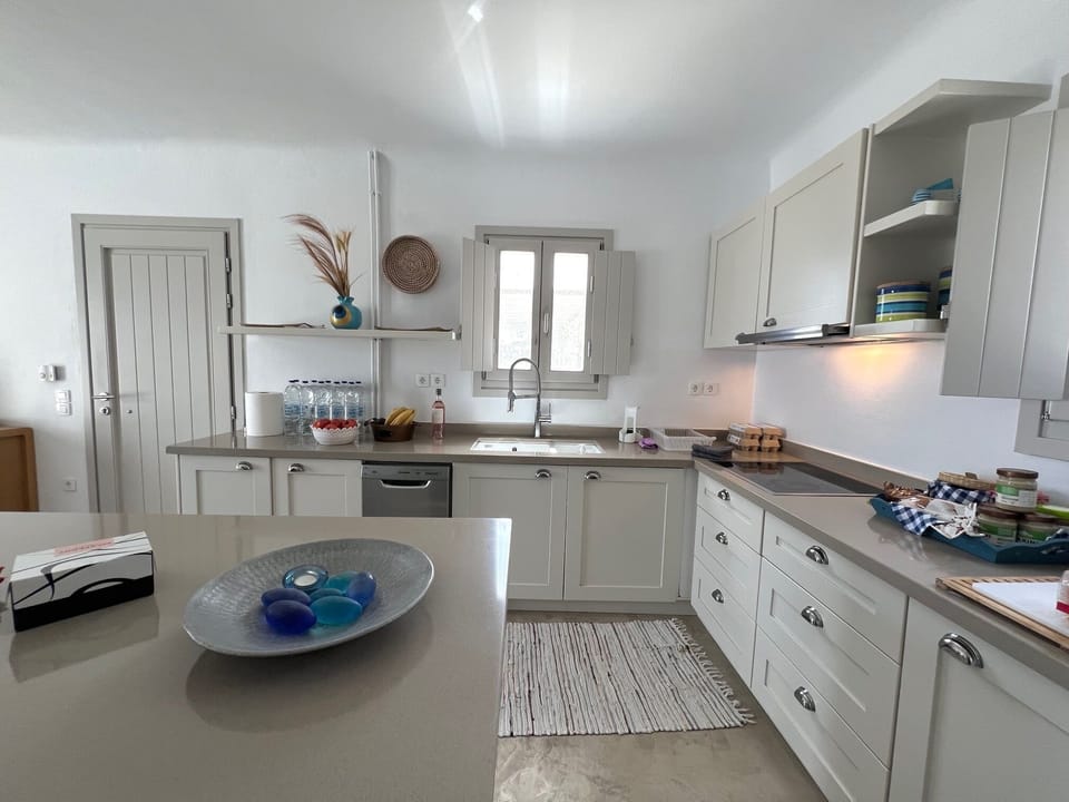 Family Villa | Private kitchen | Coffee/tea maker, electric kettle