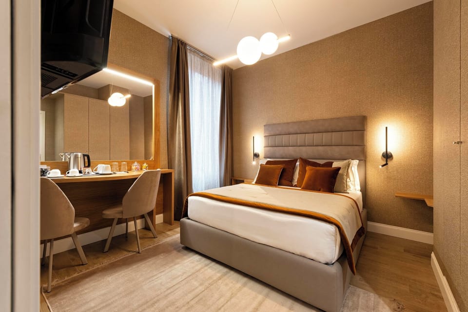 Deluxe Double Room | In-room safe, individually decorated, individually furnished, desk