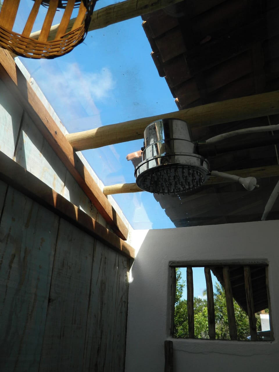 Deluxe Double Room | Bathroom | Hair dryer, towels, soap, toilet paper