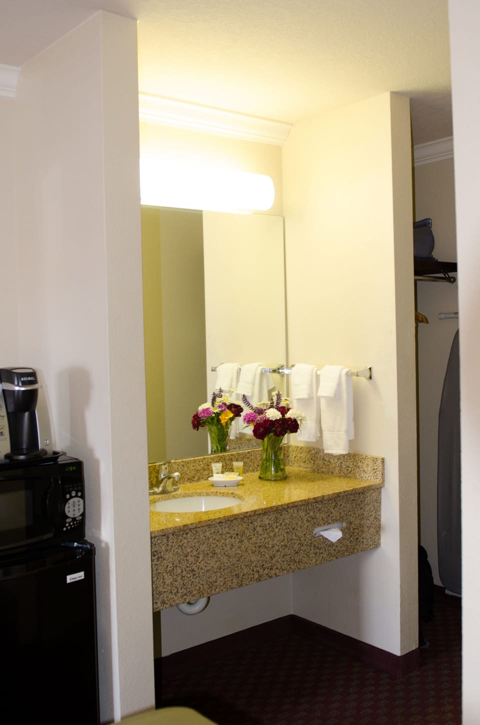 Eco-friendly toiletries, hair dryer, towels