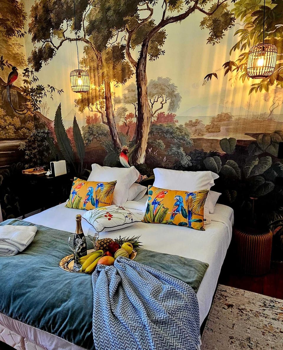 Deluxe Double Room, Ensuite, Vineyard View