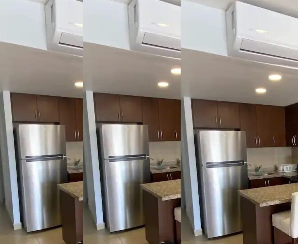 Classic Condo | Private kitchen | Cookware/dishes/utensils