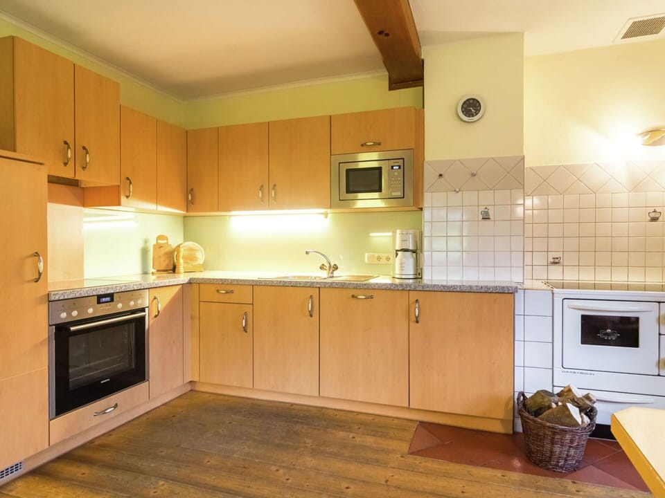 House | Private kitchen | Highchair