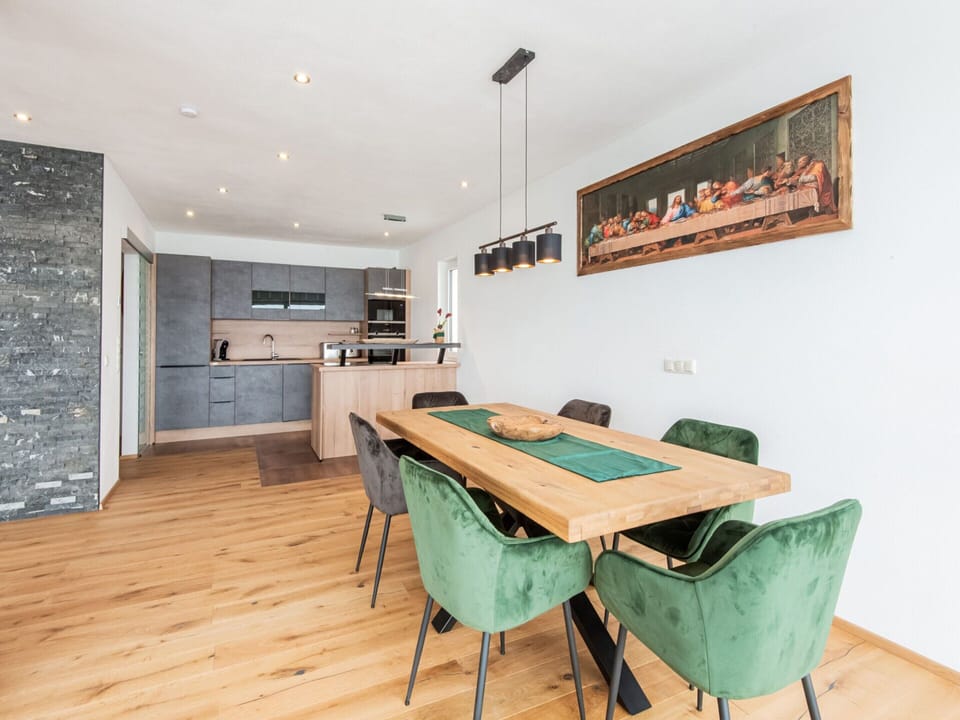 House | Dining