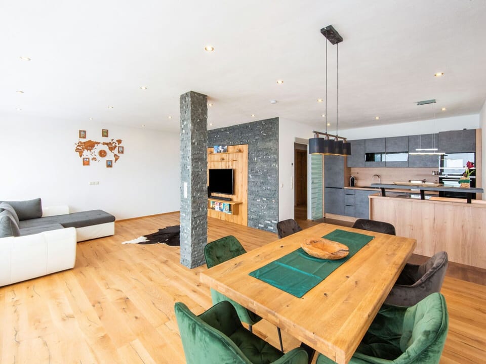 House | Dining