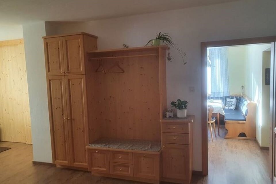 House | Dining
