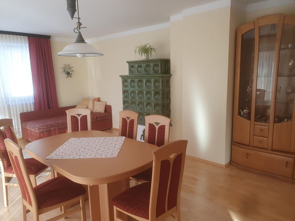 House | Dining