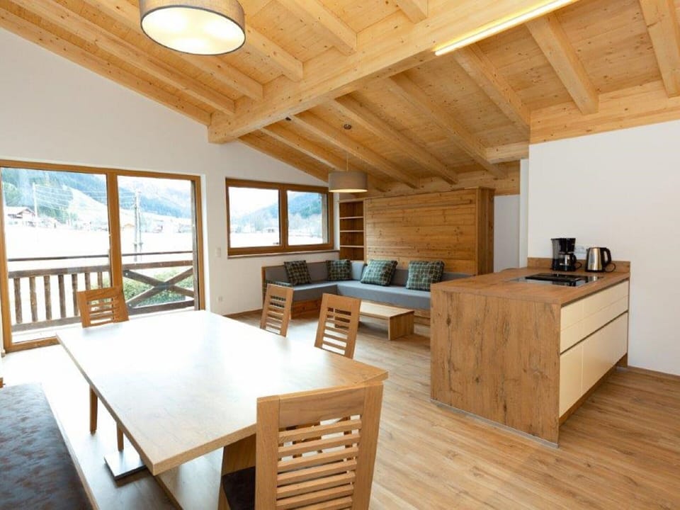 Apartment | Dining