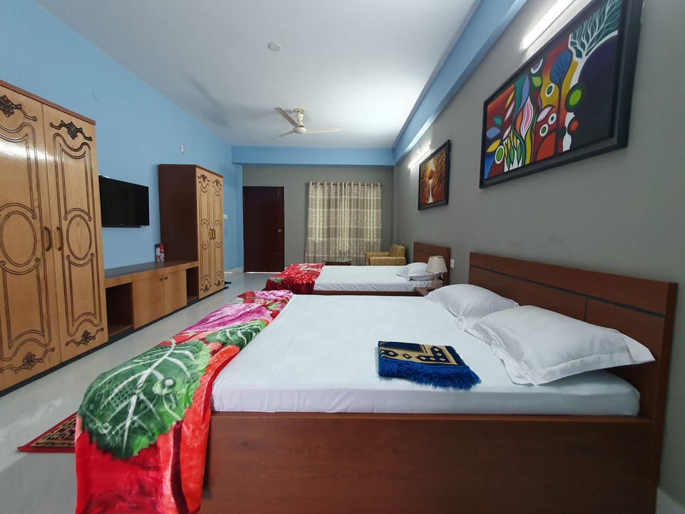 Standard Double Room | Free WiFi, bed sheets