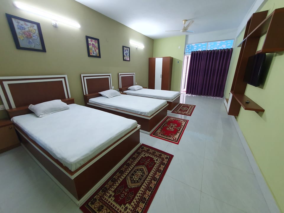 Deluxe Room | Free WiFi, bed sheets