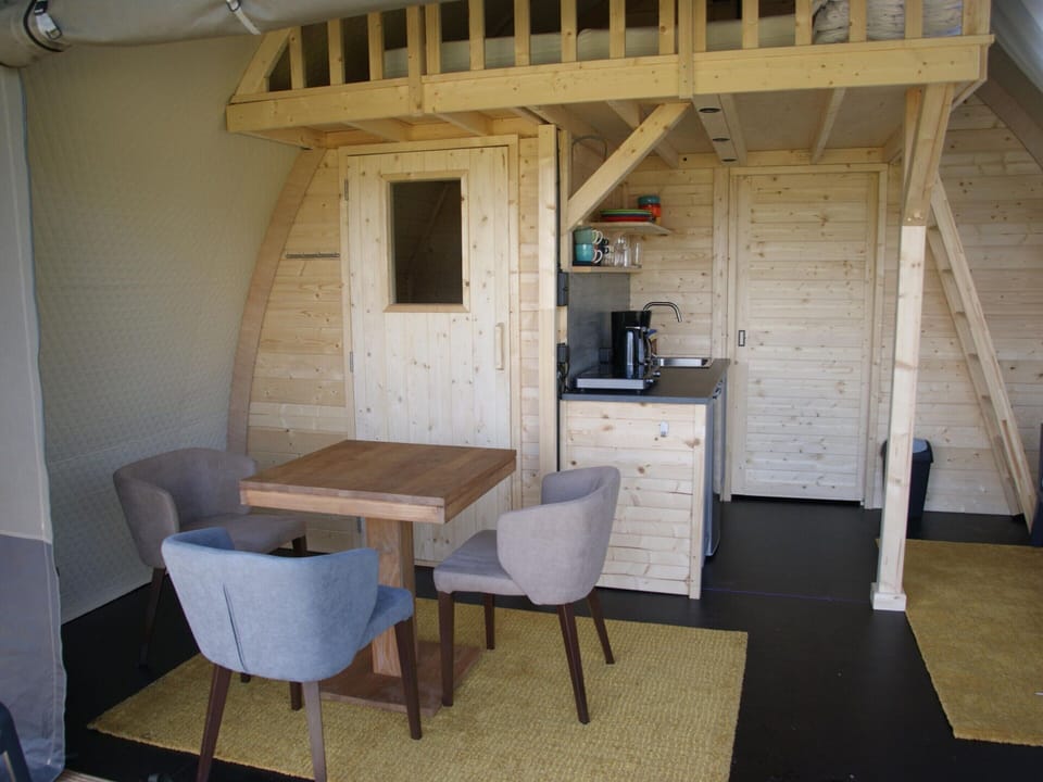 Tent | Dining