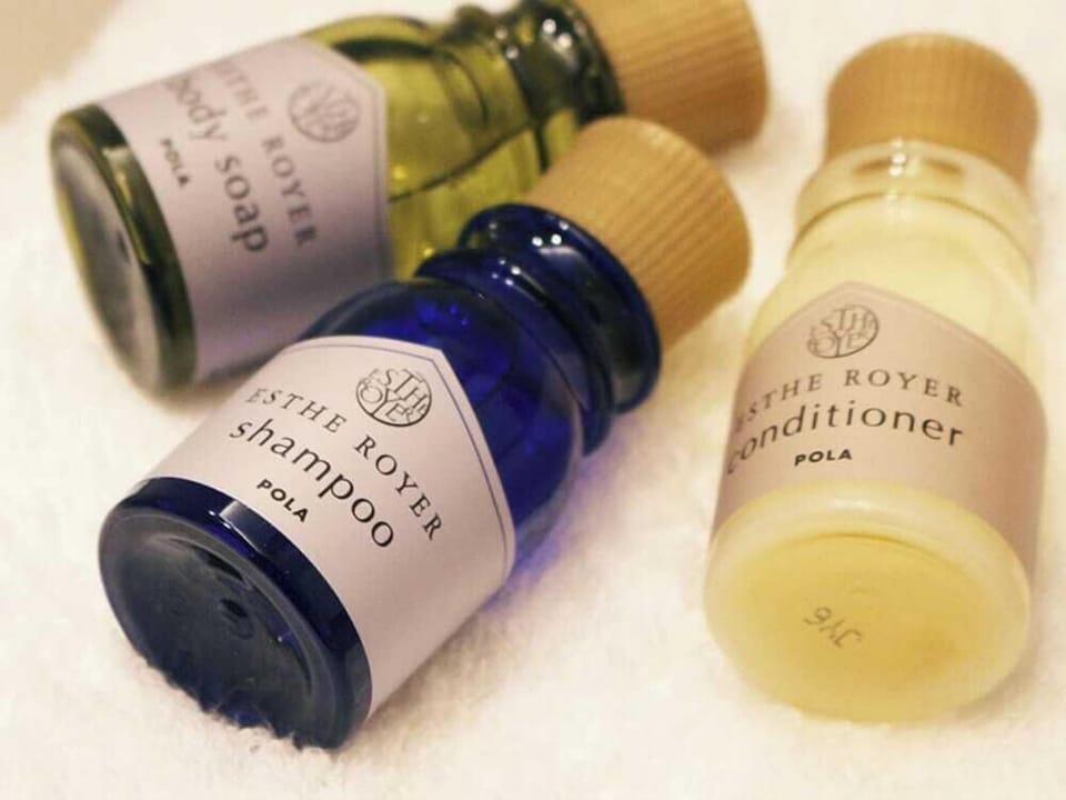 Bathroom amenities