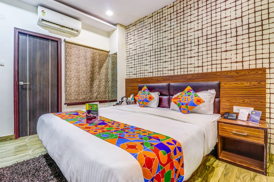 Executive Room | Egyptian cotton sheets, premium bedding, in-room safe, desk