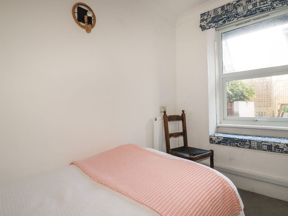 3 bedrooms, individually decorated, individually furnished, free WiFi