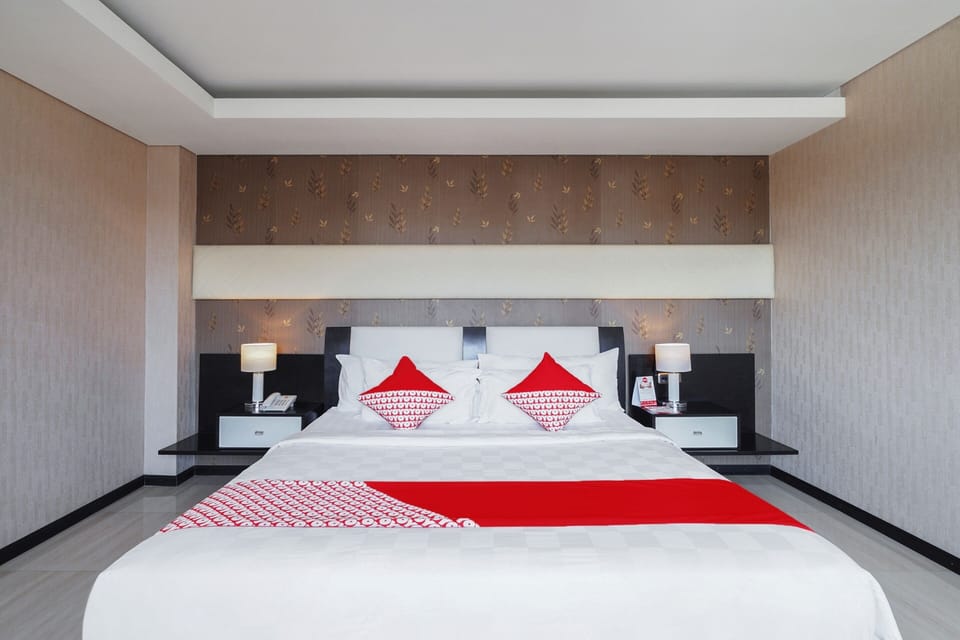 Deluxe Double Room | Desk, laptop workspace, free WiFi, bed sheets