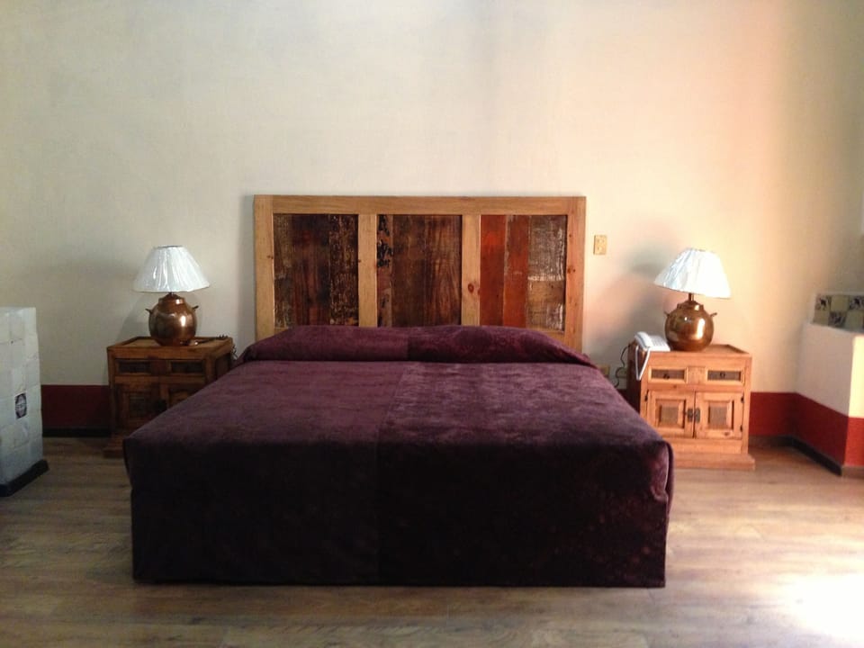 Junior Double Room | WiFi (free), individually decorated, individually furnished, bed sheets