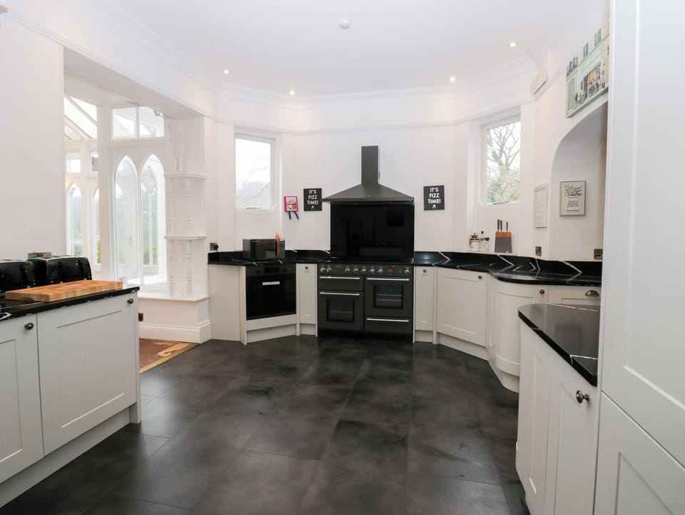 Fridge, dishwasher, electric kettle, toaster