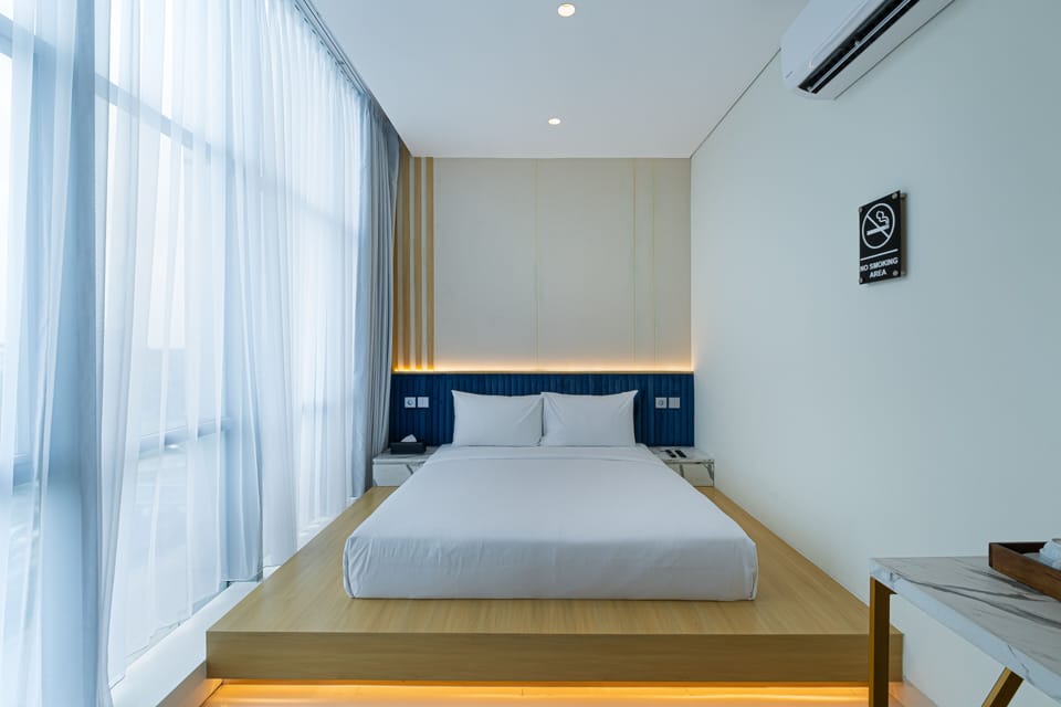 Deluxe Double Room | Desk, laptop workspace, free WiFi, bed sheets