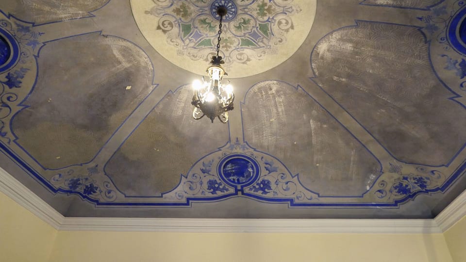 Deluxe Room | Iron/ironing board, free WiFi, bed sheets