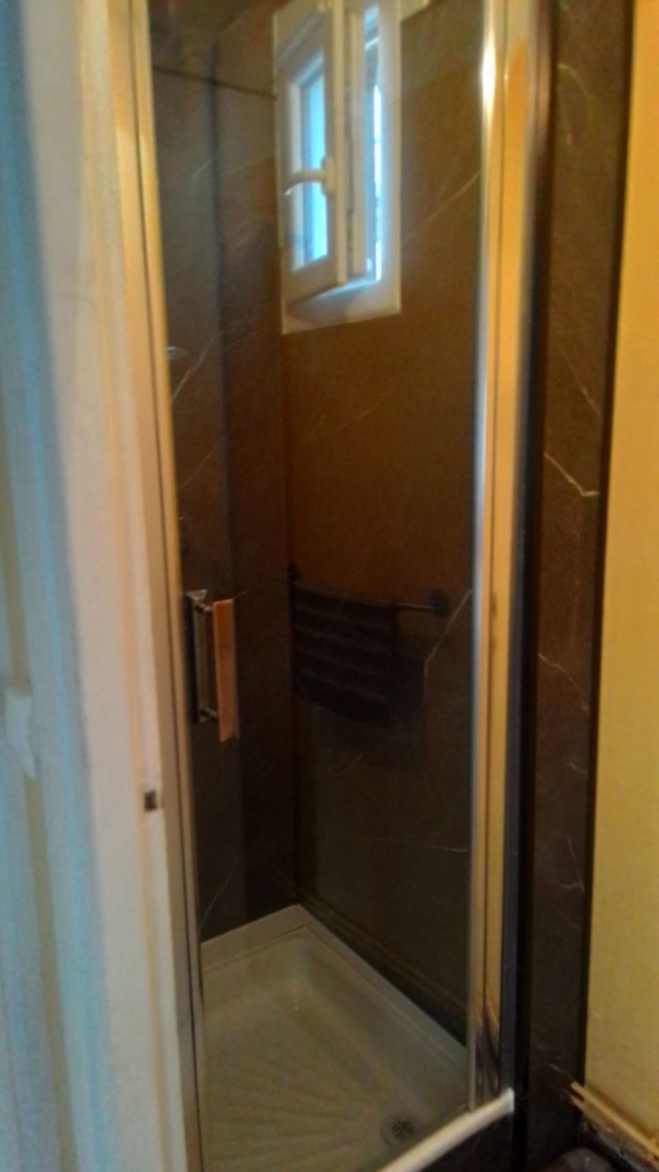 City Room | Bathroom