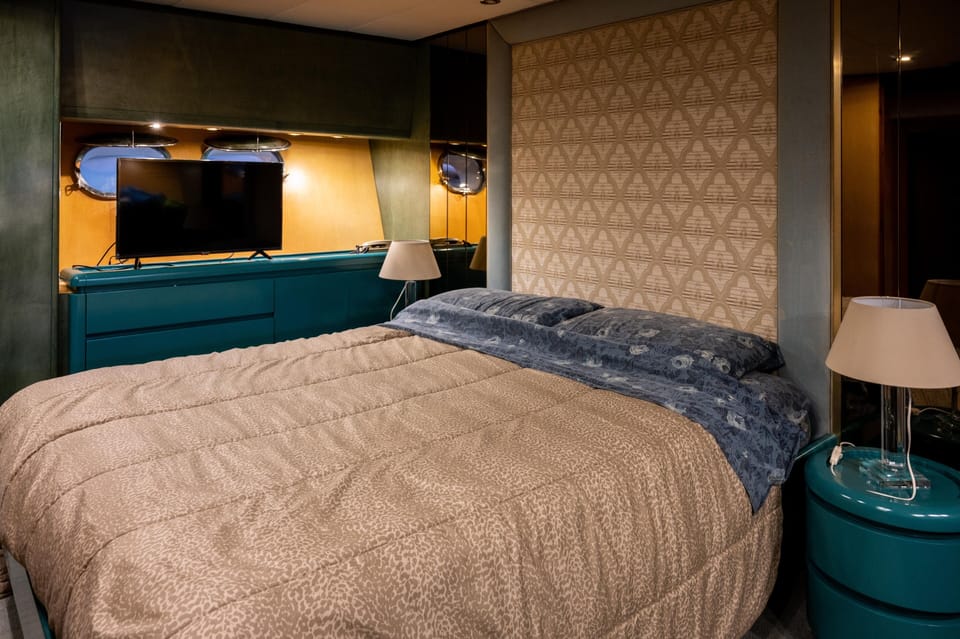Classic Room | 4 bedrooms, minibar, soundproofing, WiFi (free)