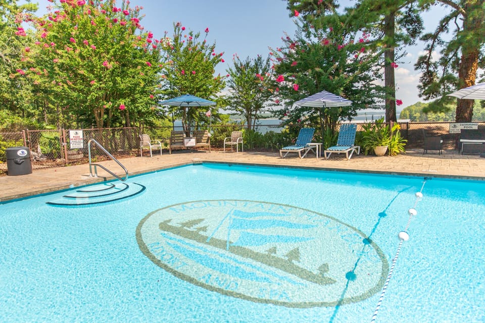 Cottage, 2 Bedrooms | Pool | Outdoor pool
