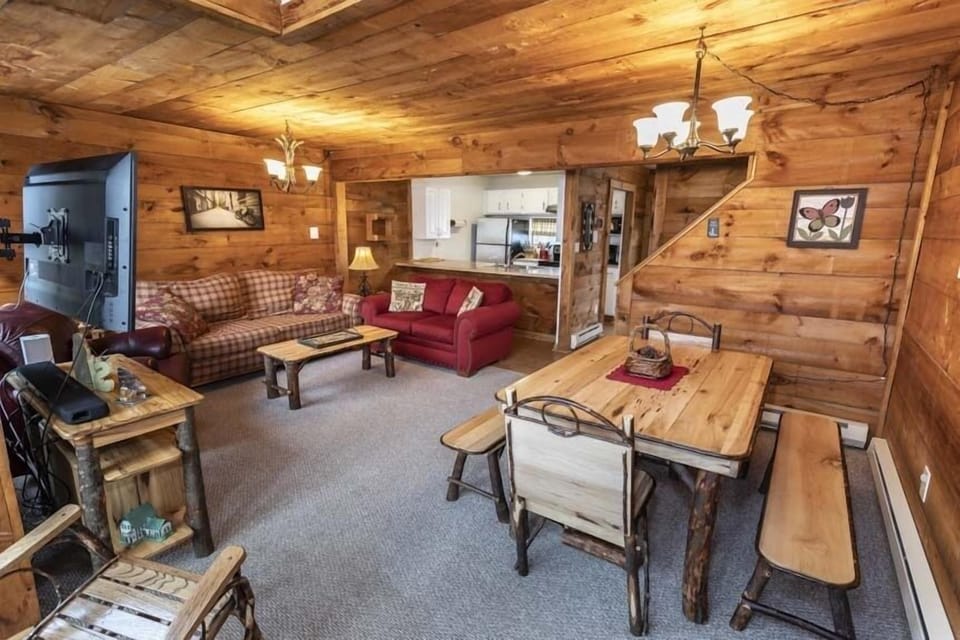 Condo, 3 Bedrooms | Interior